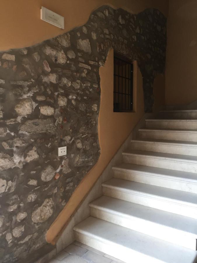 Casa Del Monastero Lejlighed Polpenazze del Garda Eksteriør billede
